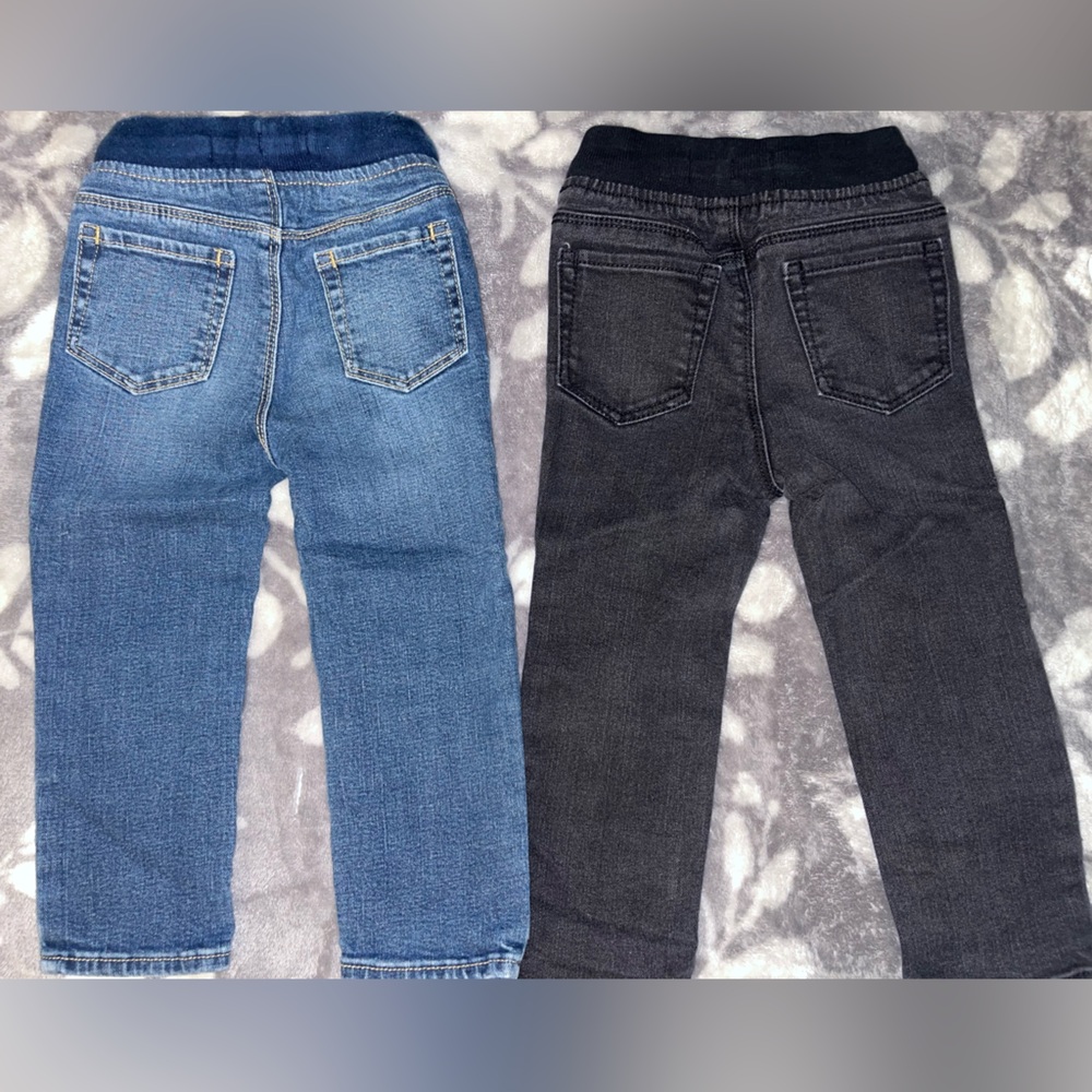 Old Navy Toddler Boy Jeans - Bundle - Picture 4 of 4